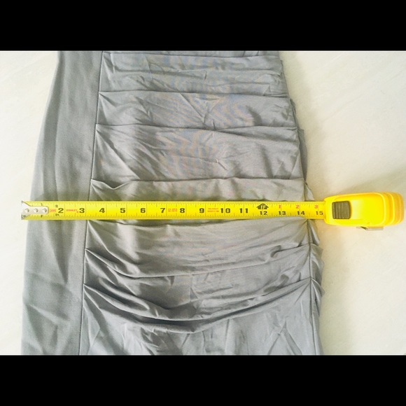 🌟 BCBG Max Azria dress - 2 - Picture 8 of 8